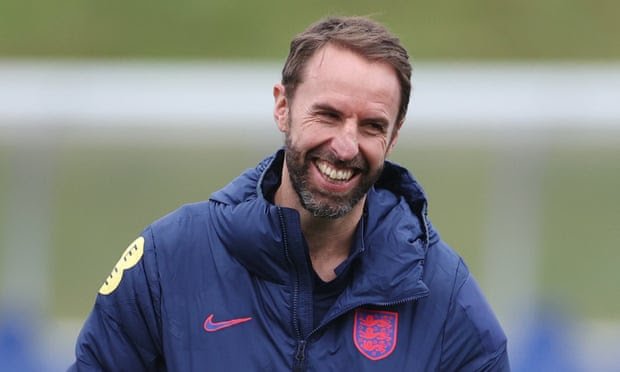 Southgate e ends contract as England manager