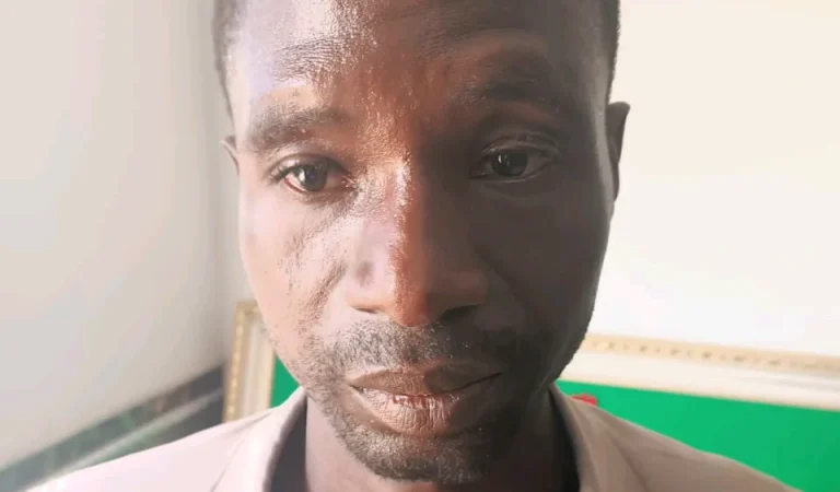 If ‘Ashawo’ Can Handle 10 Men Daily Then You Have No Excuse Not To Satisfy Your Husband – Man