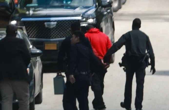 Tight security Around Rihanna’s House As Man Shows Up To Propose