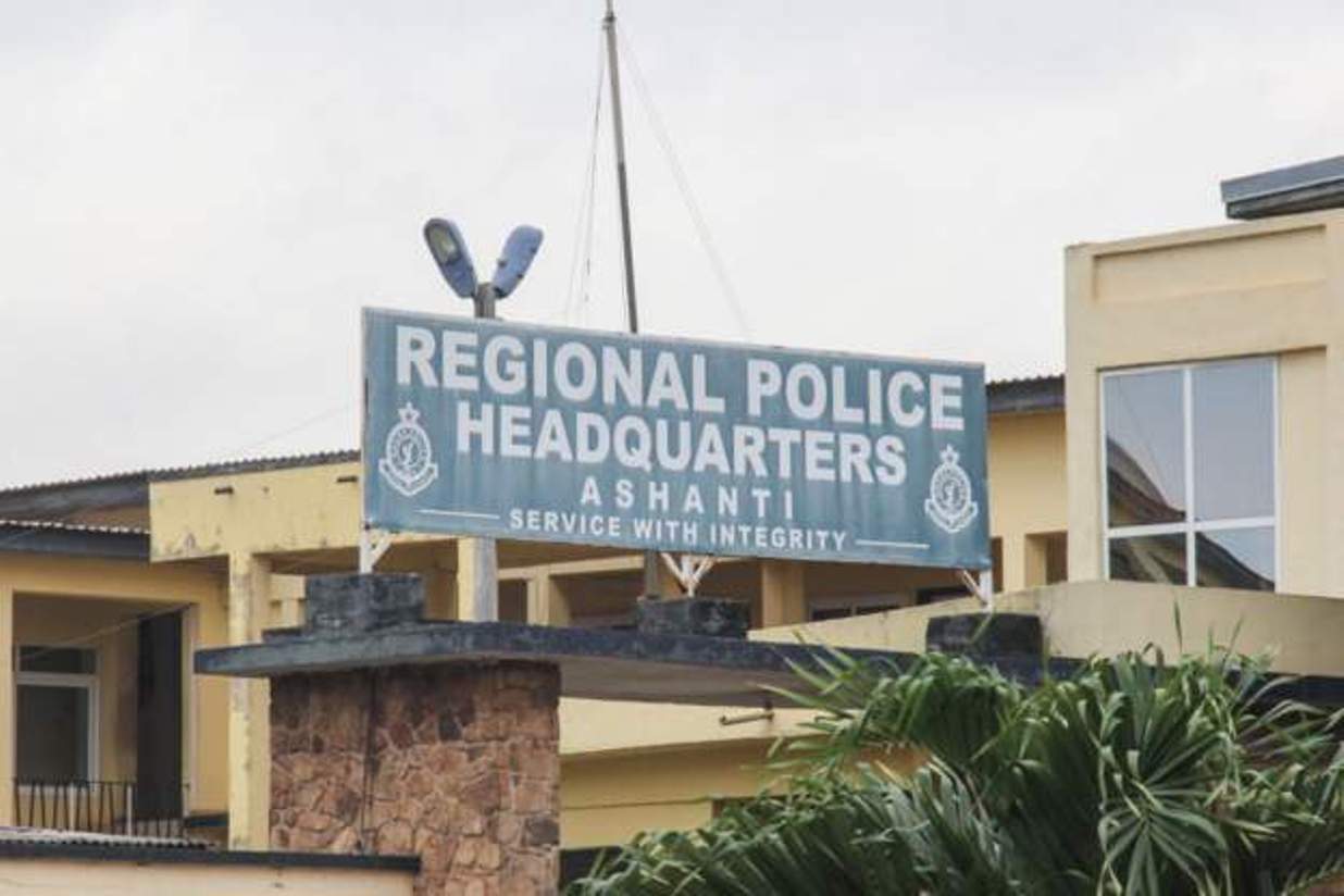 82 Ghanaian police officers sue government over promotions