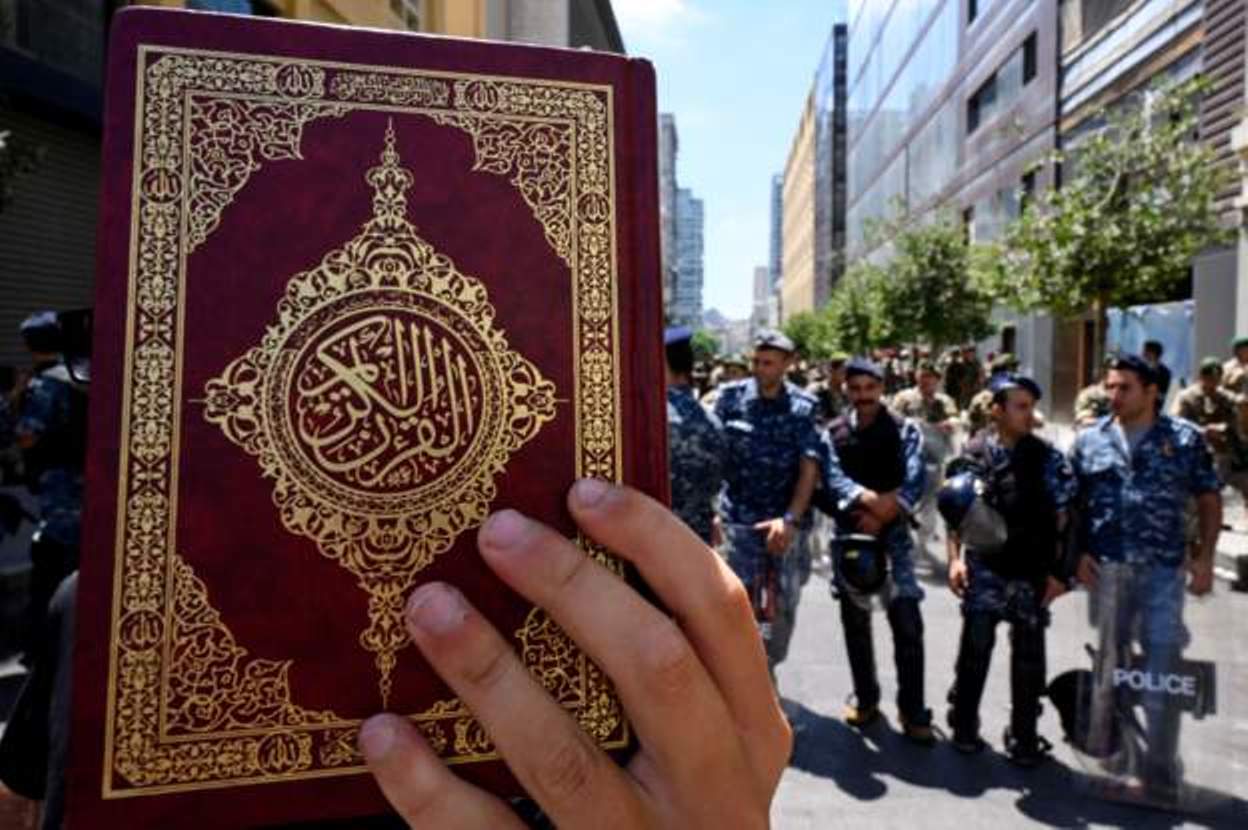 Algeria summons Swedish, Danish envoys over Quran protests