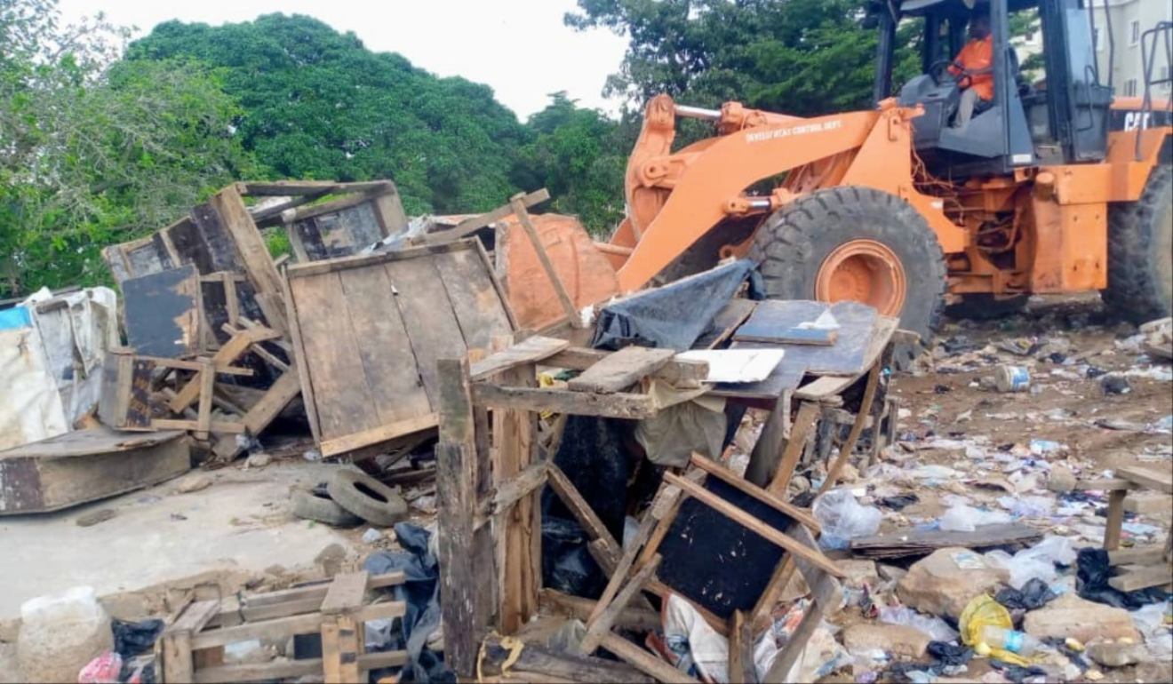 FCTA demolishes illegal market in Abuja