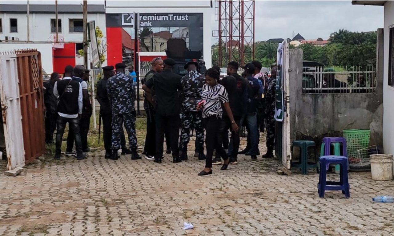 Akeredolu: Security operatives seal PDP secretariat ahead of protest in Ondo