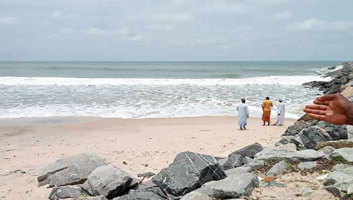 13-year-old boy drowns swimming in Lagos beach